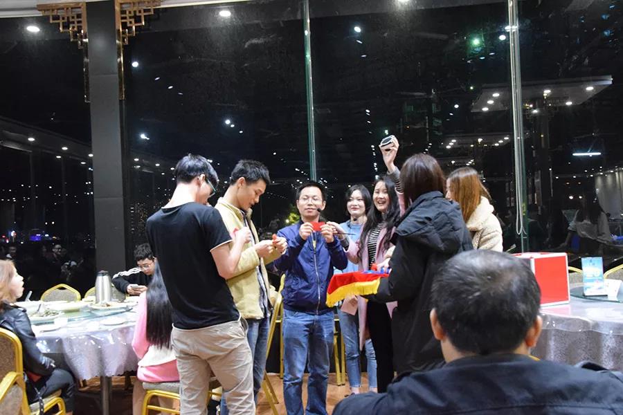 云里物里2019年年會盛典圓滿結束！