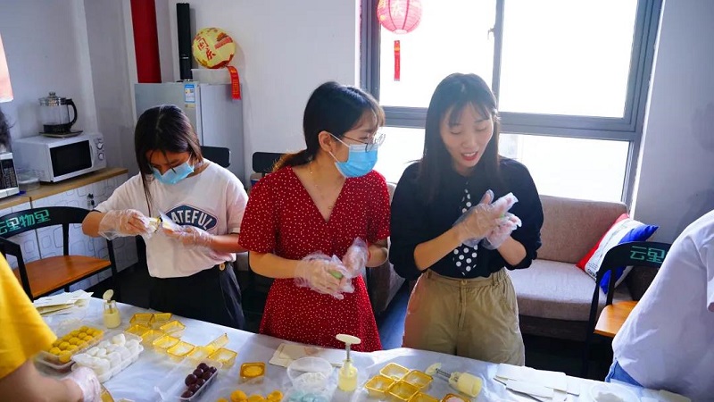 當中秋遇上國慶，這個十一注定不一樣